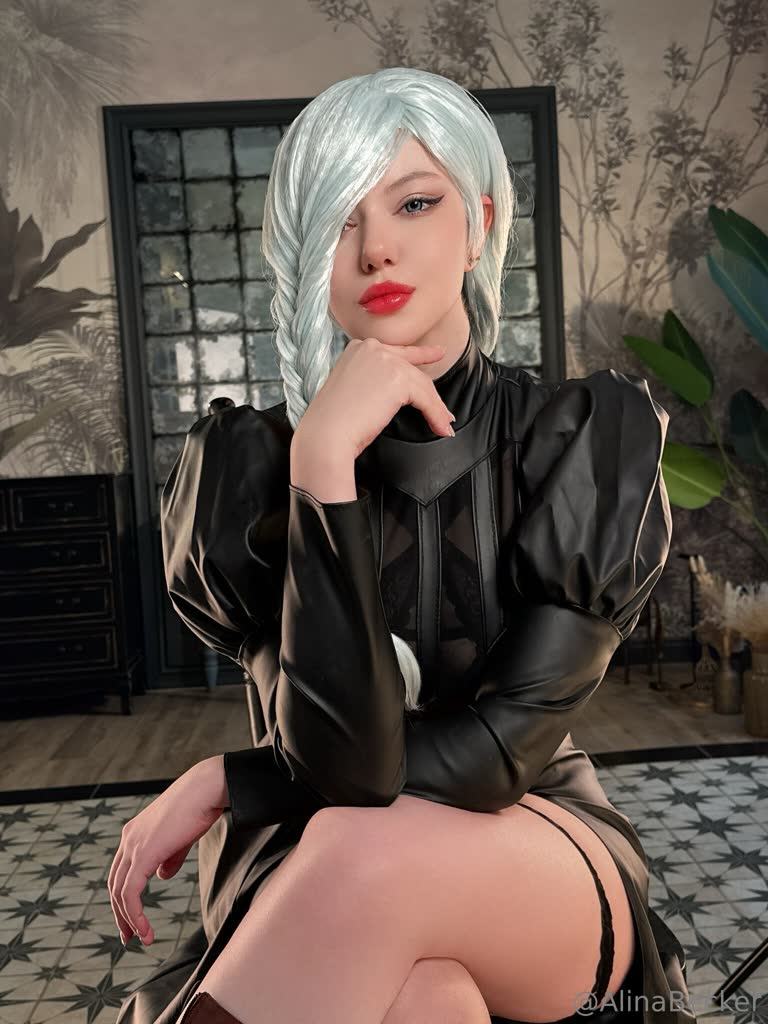 Sexy Mei Mei cosplay HD gallery image 11