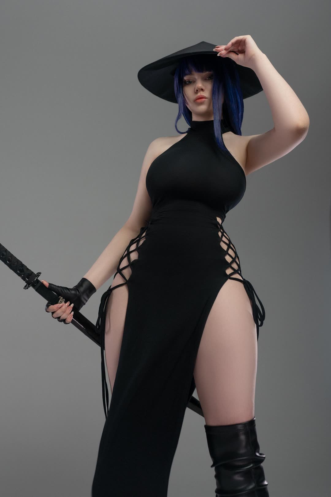 Alina Becker Raiden Shogun cosplay hot anime girl image 2