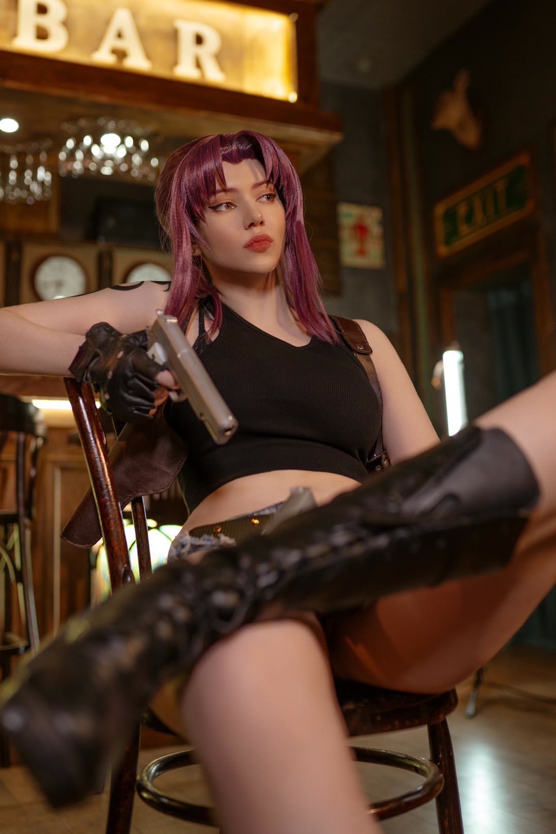 Alina Becker Revy Black Lagoon hot cosplay model HD photo 7