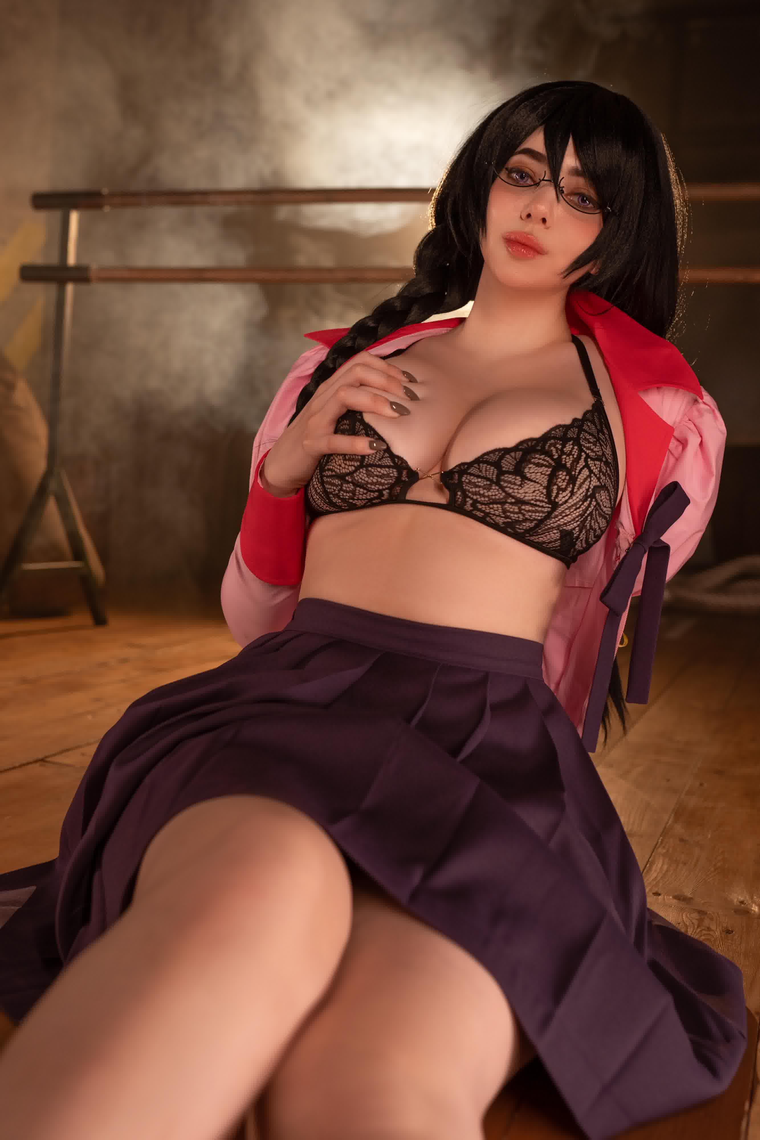 Alina Becker Tsubasa Hanekawa cosplay photo 18 fan service cosplay Monogatari