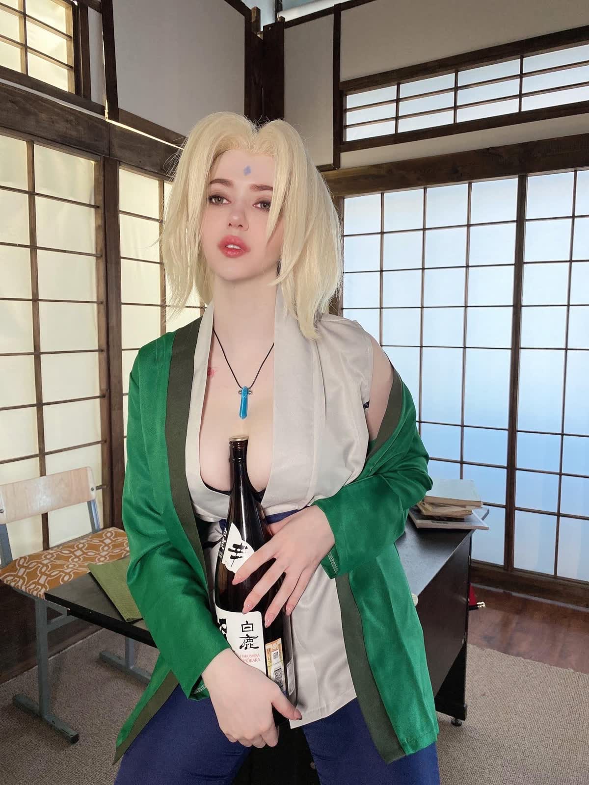 Tsunade hot cosplay HD