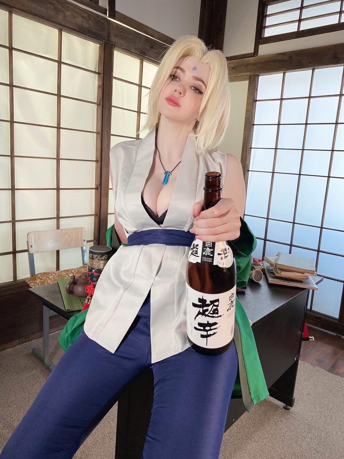 Tsunade hot cosplay HD