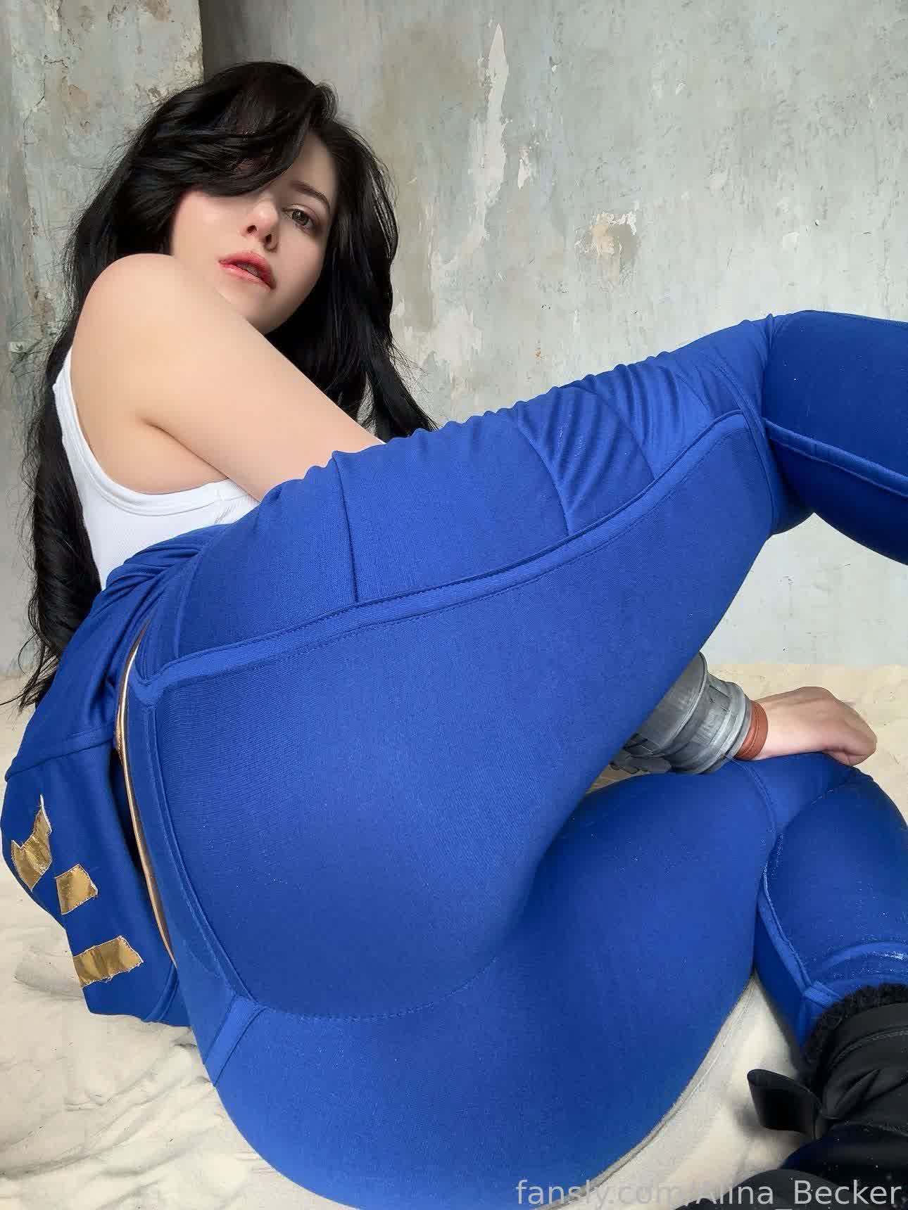 Alina Becker sexy Vault Dweller cosplay photo 39